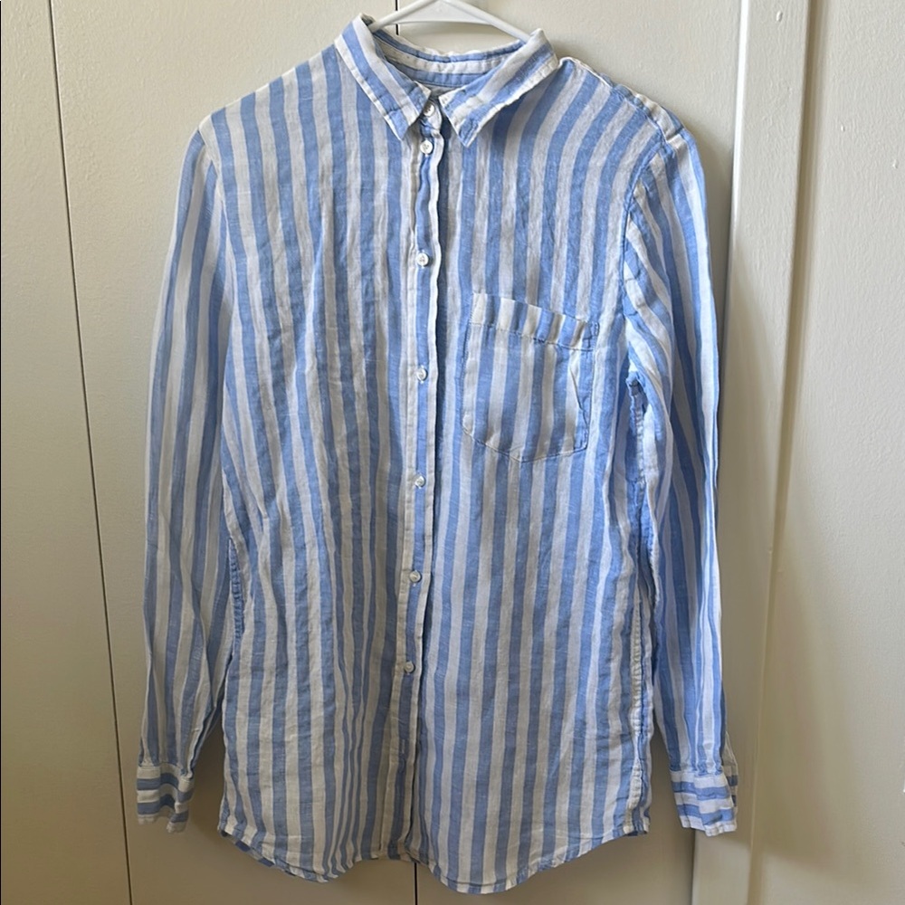 GAP Blue and White Striped Button-Up Shirt